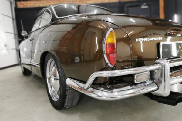 Volkswagen Karmann Ghia